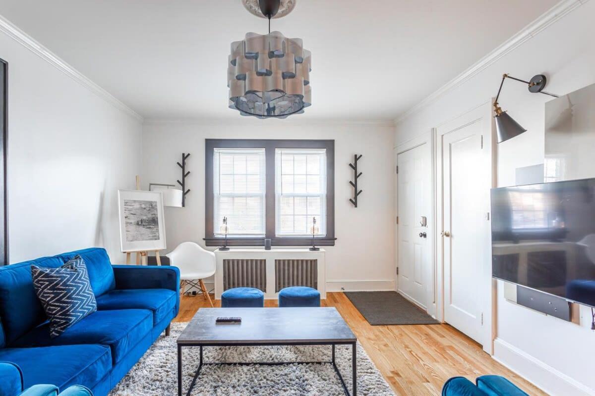 The Blue Sapphire 2Br 2 King Beds & Ample Backyard Apartment Бриджпорт Екстериор снимка