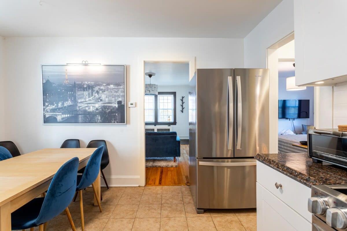 The Blue Sapphire 2Br 2 King Beds & Ample Backyard Apartment Бриджпорт Екстериор снимка
